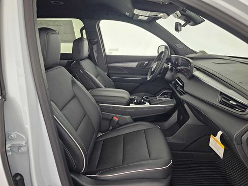 New 2026 Buick Enclave Preferred w/ Super Cruise Package FWD image 10