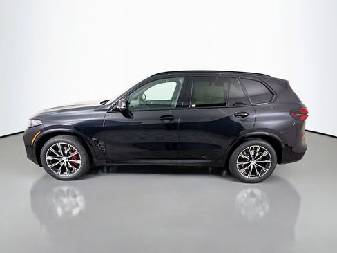 New 2026 BMW X5 xDrive40i w/ M Sport Package AWD/4WD image 4