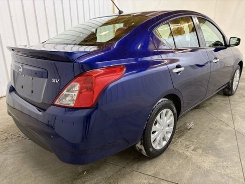 Used 2018 Nissan Versa SV image 6