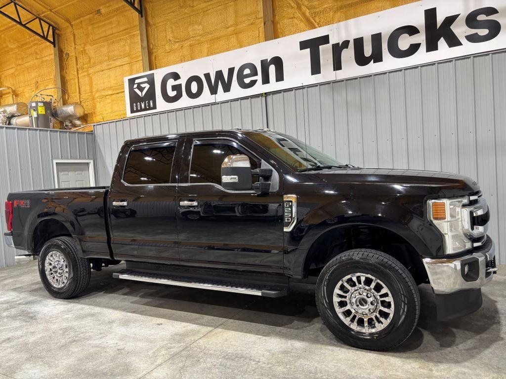 Used 2020 Ford F250 XLT w/ XLT Premium Package AWD/4WD image 3