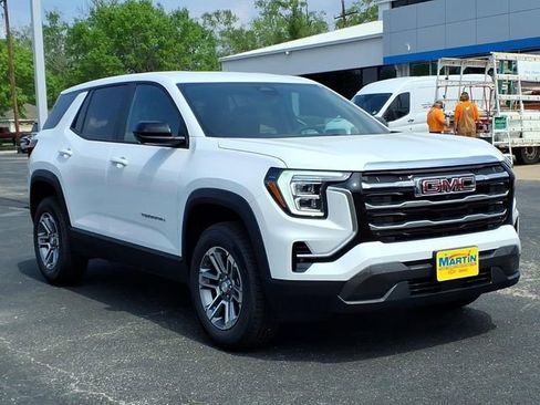 New 2026 GMC Terrain Elevation w/ Technology Package II FWD image 3