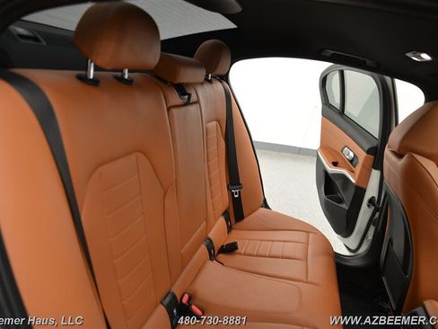 Used 2021 BMW 330i Sedan w/ M Sport Package RWD image 24