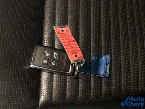 Used 2021 Land Rover Discovery Sport S image 57