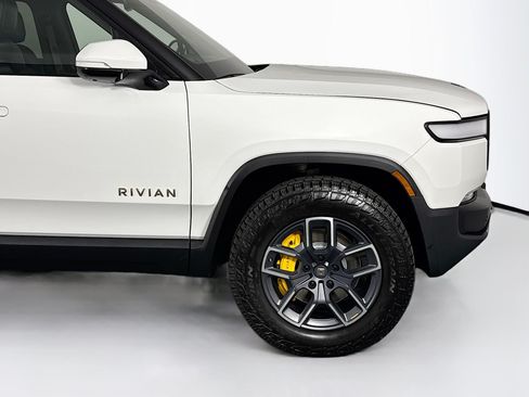 Used 2022 Rivian R1T Launch Edition AWD/4WD image 39