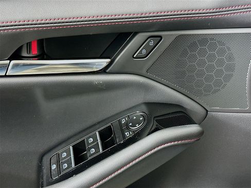 New 2026 MAZDA MAZDA3 Carbon image 18