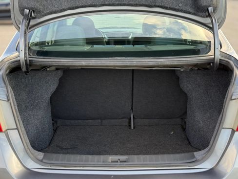 Used 2019 Nissan Sentra SR FWD image 28