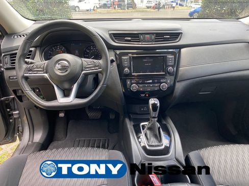 Used 2019 Nissan Rogue SV FWD image 12