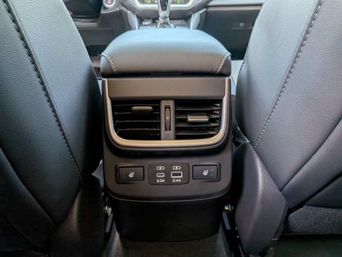 Certified 2025 Subaru Outback Limited w/ Popular Package #2 AWD/4WD image 17