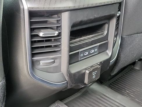 New 2026 RAM 2500 Big Horn AWD/4WD image 25