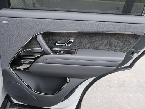 New 2026 Land Rover Range Rover Sport Dynamic SE AWD/4WD image 14