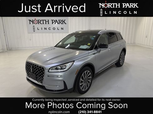 Used 2023 Lincoln Corsair Reserve w/ Equipment Group 201A FWD image 1