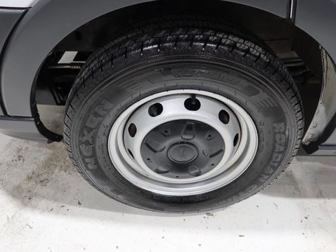 Used 2016 Ford Transit 350 XL RWD image 10