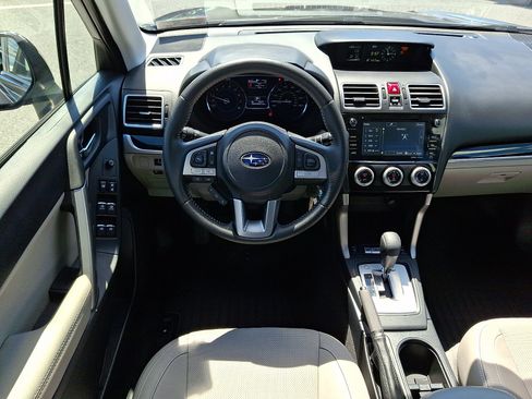 Used 2018 Subaru Forester 2.5i Limited AWD/4WD image 12
