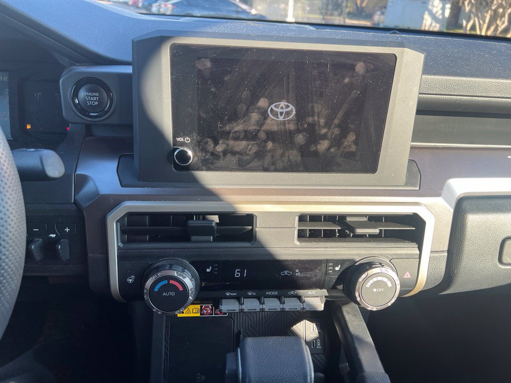 Used 2024 Toyota Tacoma SR5 AWD/4WD image 6