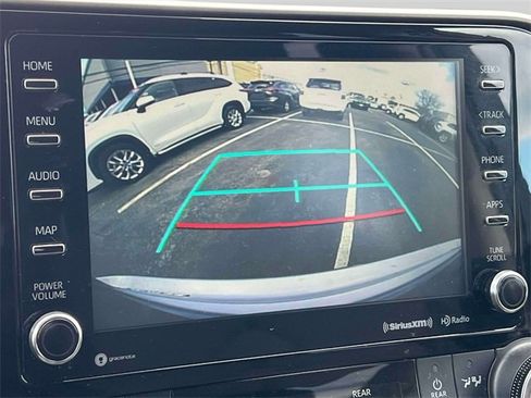 Used 2021 Toyota Highlander LE image 34