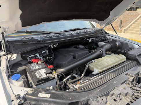 Used 2020 Ford F150 Lariat w/ Equipment Group 502A Luxury image 26