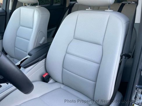 Used 2014 Mercedes-Benz GLK 350 4MATIC image 16