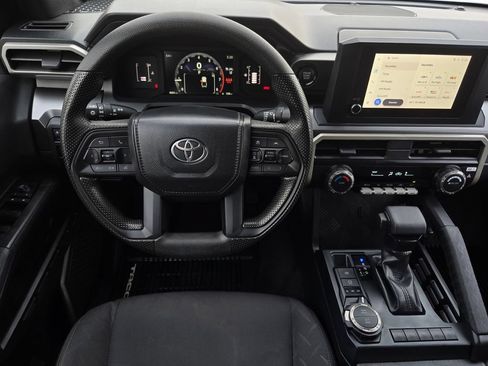 Used 2025 Toyota Tacoma SR5 AWD/4WD image 13