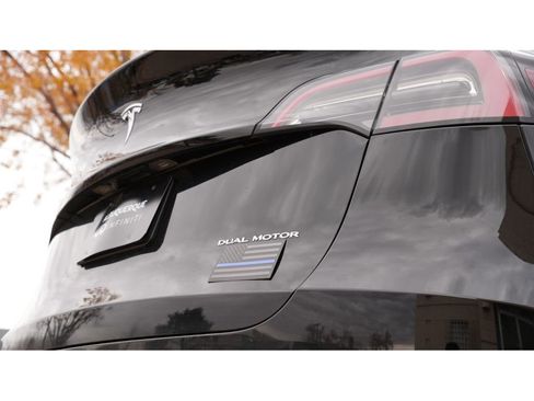 Used 2023 Tesla Model Y Long Range image 12