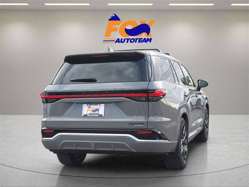 New 2026 Lexus TX 500h AWD image 5