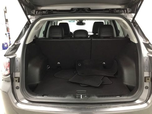 Used 2022 Jeep Compass Latitude AWD/4WD image 34