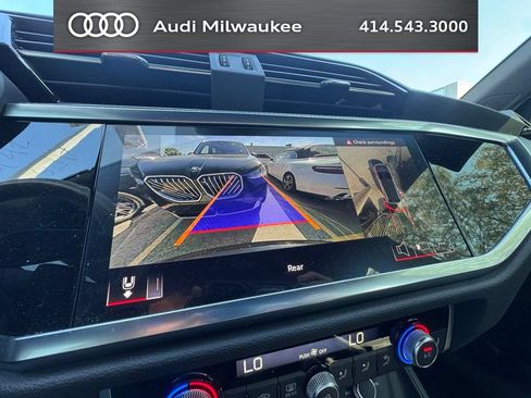 Used 2023 Audi Q3 2.0T Premium Plus w/ Premium Plus Package AWD/4WD image 14
