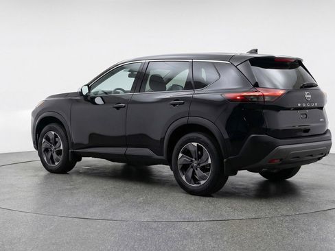 Used 2025 Nissan Rogue SV AWD/4WD image 6