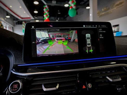 Used 2022 BMW 530i xDrive w/ M Sport Package image 37