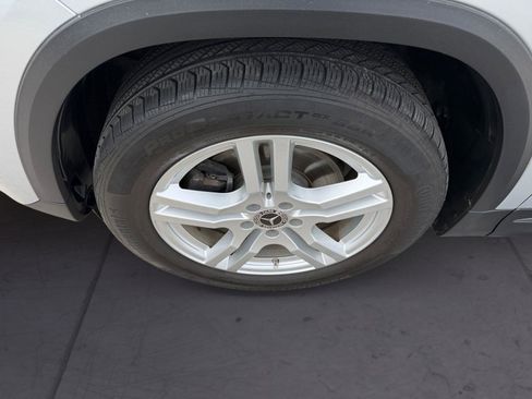 Used 2023 Mercedes-Benz GLA 250 4MATIC image 14