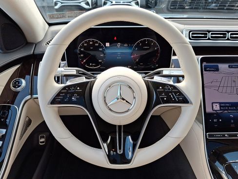 Certified 2025 Mercedes-Benz S 580 4MATIC Sedan image 19