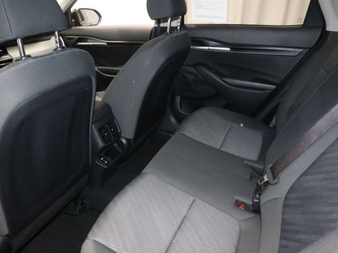 Used 2024 Kia Seltos LX AWD/4WD image 14