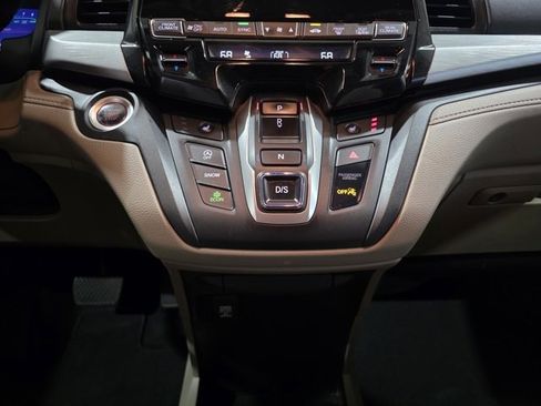Used 2020 Honda Odyssey EX image 20