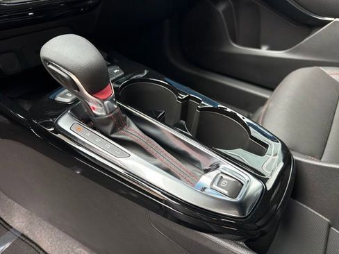New 2026 Chevrolet Trax RS w/ Sunroof Package FWD image 10