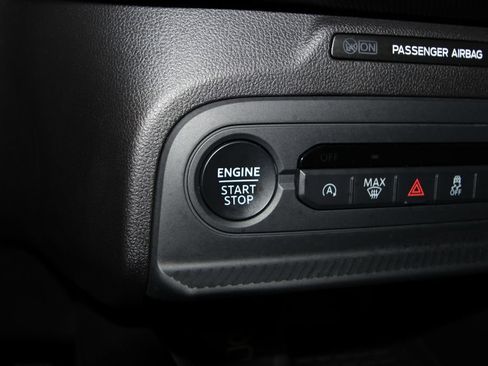 Used 2025 Ford Bronco Sport Outer Banks w/ Outer Banks Tech Package+ AWD/4WD image 12