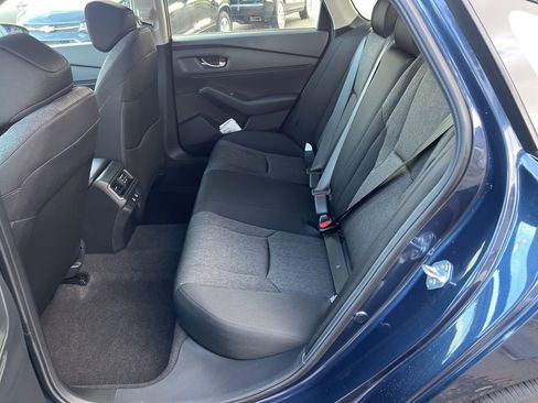 New 2025 Honda Accord SE image 9