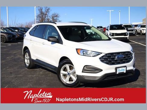 Used 2020 Ford Edge SE image 1