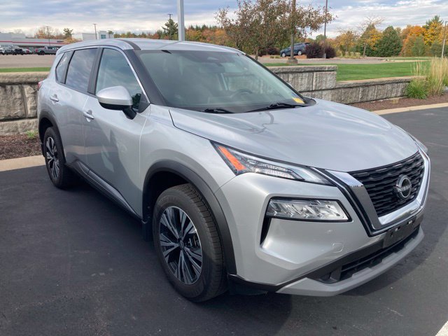 Used 2023 Nissan Rogue SV AWD/4WD image 1