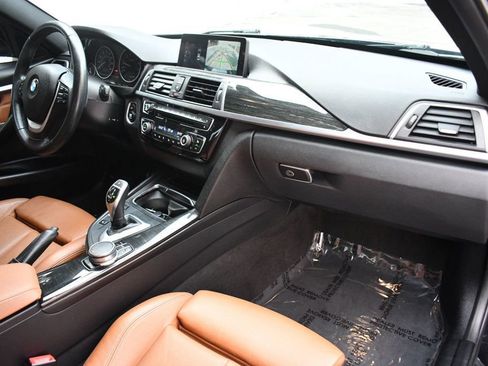 Used 2017 BMW 330i xDrive 330i xDrive image 27