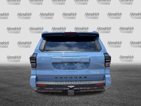 Used 2025 Toyota 4Runner TRD Sport Premium AWD/4WD image 9