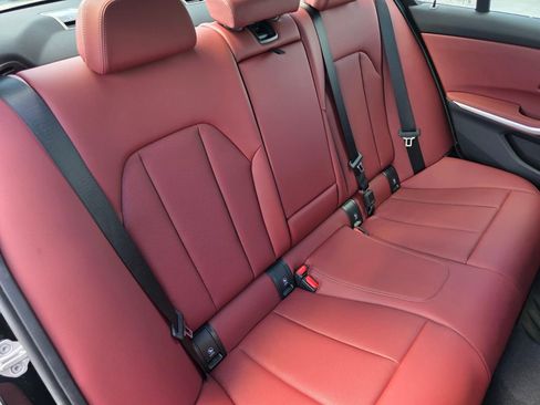 Certified 2026 BMW 330i Sedan image 25