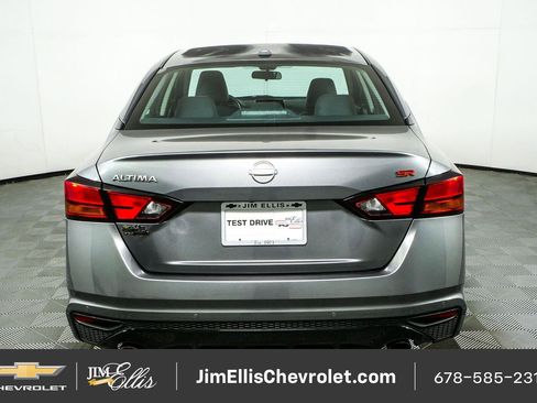 Used 2024 Nissan Altima 2.5 SR FWD image 26
