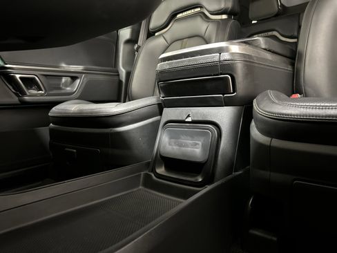 Used 2023 Rivian R1S Adventure image 33