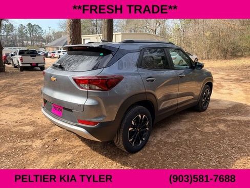 Used 2021 Chevrolet TrailBlazer LT image 10