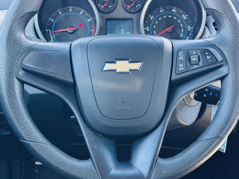 Used 2012 Chevrolet Cruze LS w/ Connectivity Package image 8
