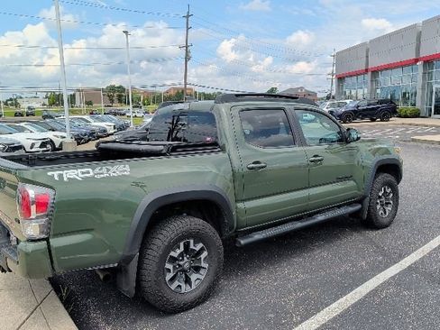 Used 2021 Toyota Tacoma TRD Off-Road w/ Technology Package AWD/4WD image 22