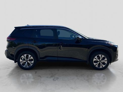 Certified 2023 Nissan Rogue SV w/ SV Premium B Package AWD/4WD image 6