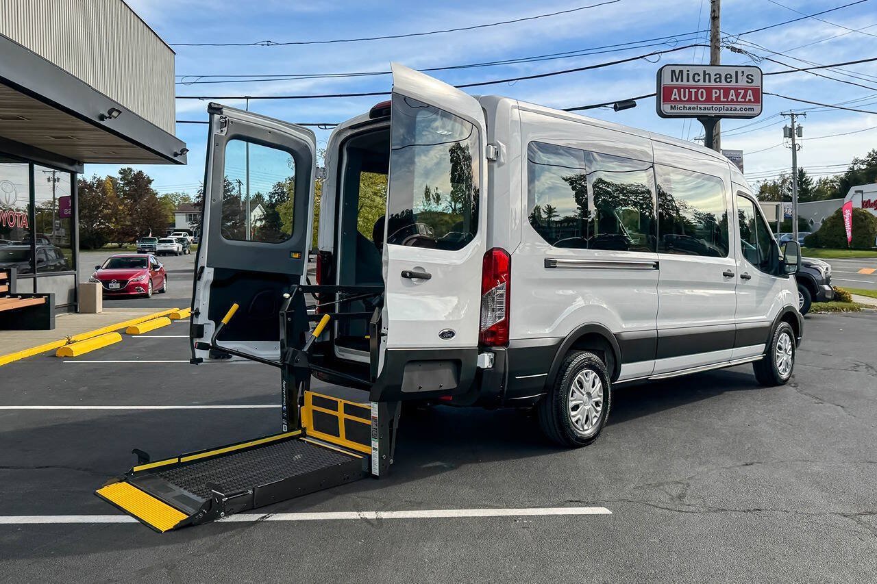 Used 2023 Ford E-Transit Medium Roof RWD image 4
