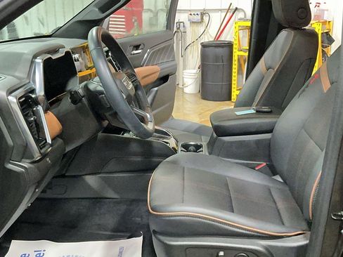 Used 2024 GMC Canyon AT4 w/ Canyon Safety Plus Package image 12