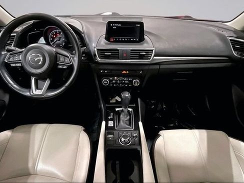 Used 2018 MAZDA MAZDA3 Grand Touring w/ Premium Equipment Package FWD image 16