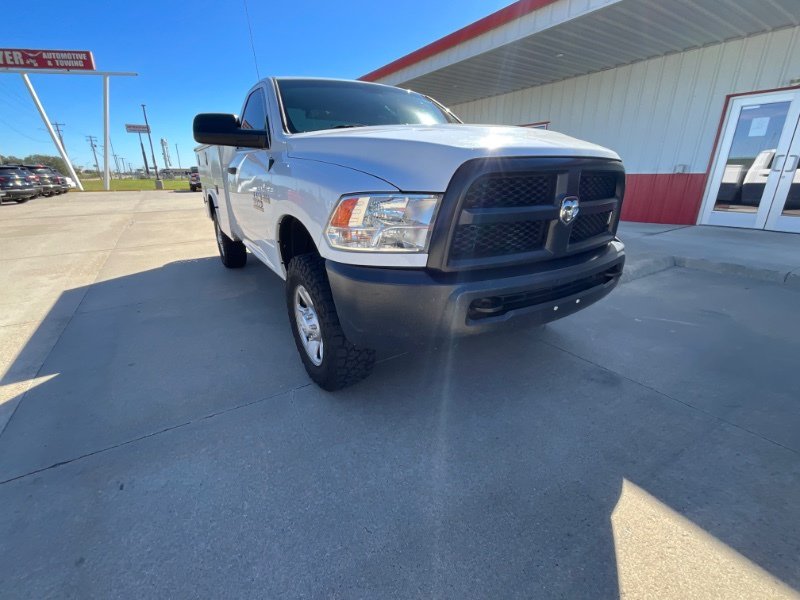 Used 2017 RAM 3500 Tradesman AWD/4WD image 2